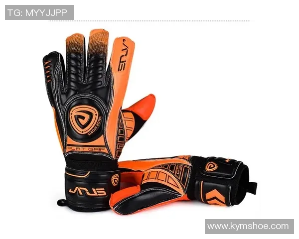 球星同款足球手套多少钱一双最新价格参考与购买渠道解析