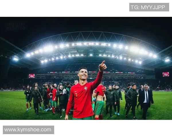 终老一队的传奇足球明星盘点 谁是那个在一队挥洒一生的足球英雄